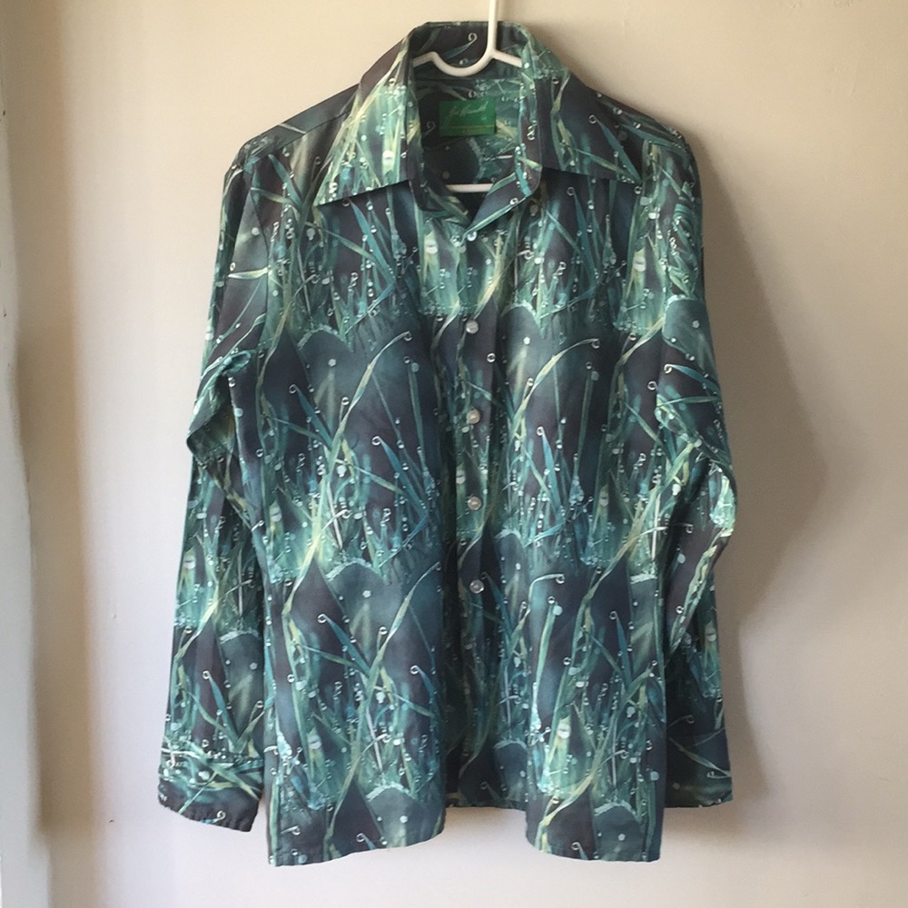 Dewy Grass Print Vintage Button Up
